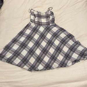 A dress with a plaid design, from old navy in size medium!